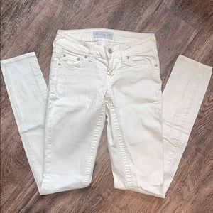 Buiyahkah white jeans